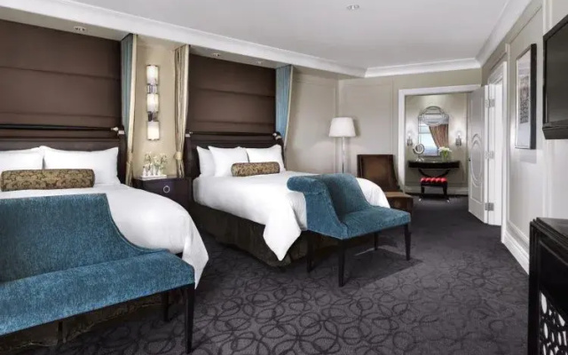 1 Bedroom Grand Twin Suite