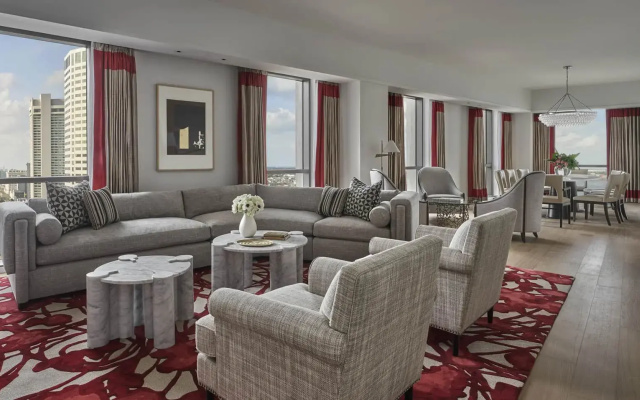 Presidential Suite