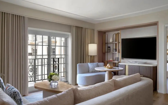 2 Bedrooms Suite