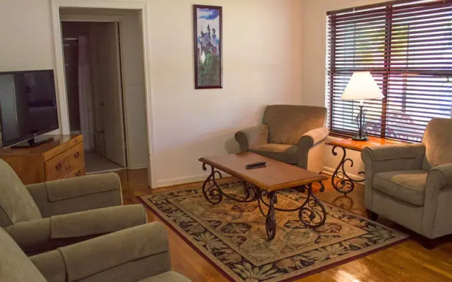 3 Bedrooms Vacation House