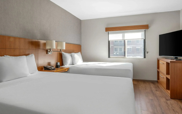 Quadruple room