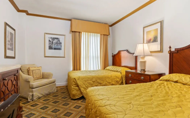 Deluxe Quadruple room