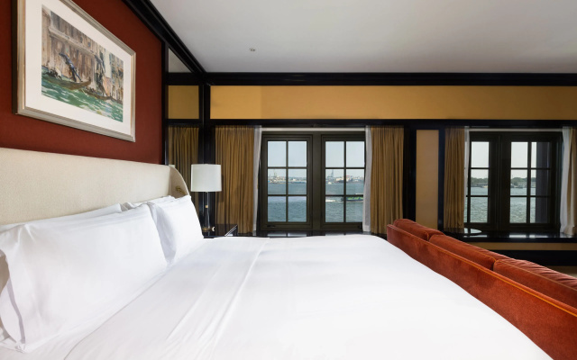 Accessible Double Junior Suite