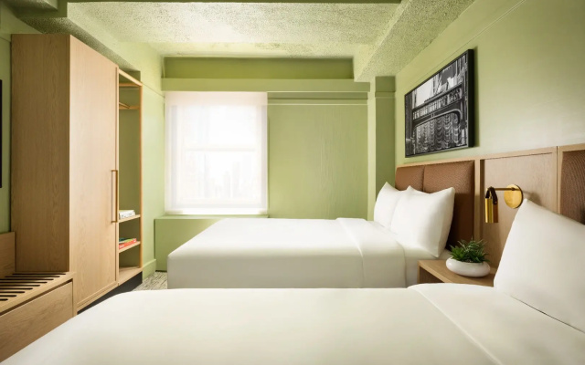 Deluxe Quadruple room
