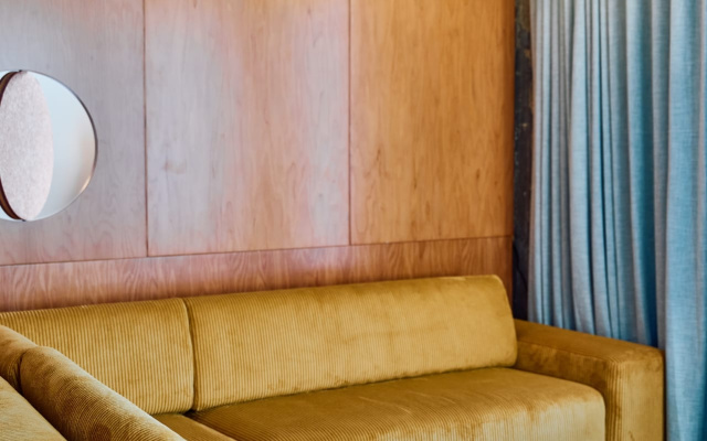 Tri Quadruple Suite
