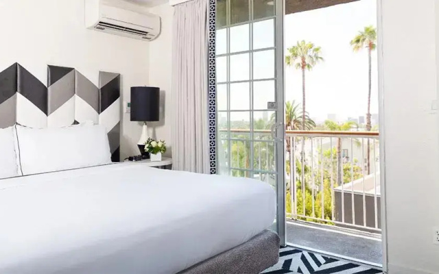 Deluxe Double Suite