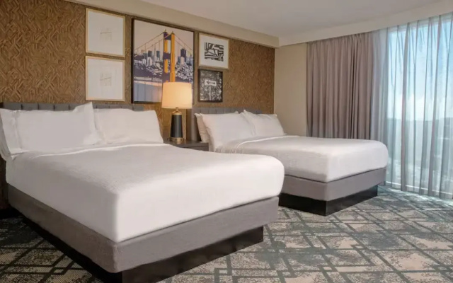 2 Rooms Corner Double Suite