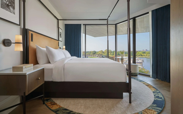 Corner Double room with river view