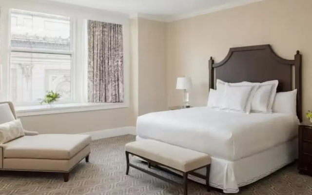 Astoria Double Suite