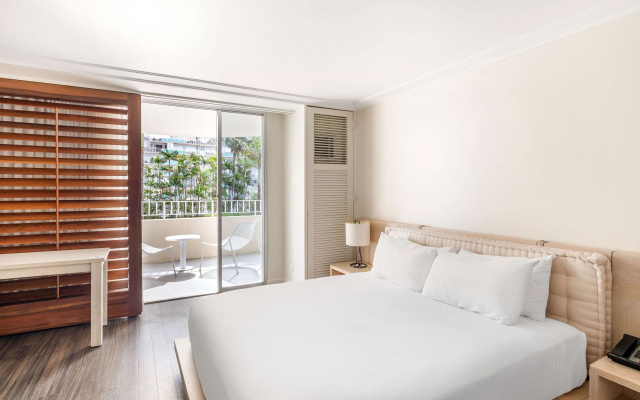 Double Studio with balcony and with partial ocean view