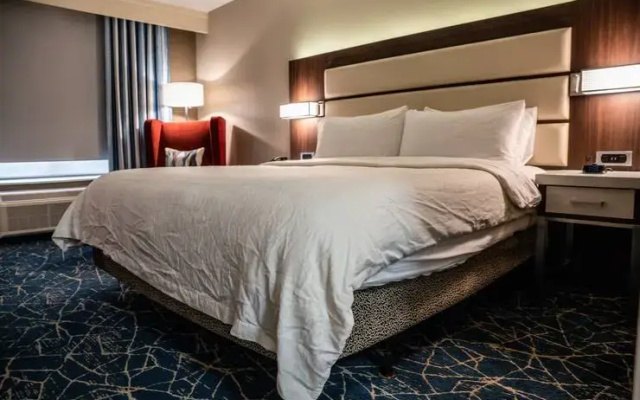 Accessible with Bathtub Double room