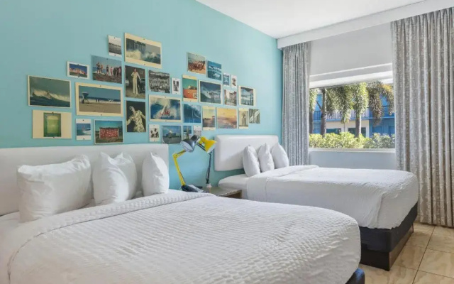 Deluxe Quadruple room