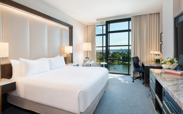 Premium room with balcony and with river view