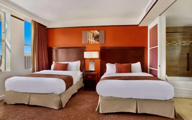 Alamo View Quadruple room