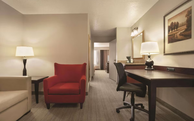 1 Bedroom Quadruple Suite