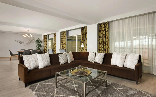 Alicante Suite