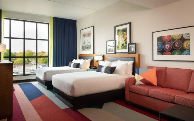 1 Bedroom Quadruple Suite