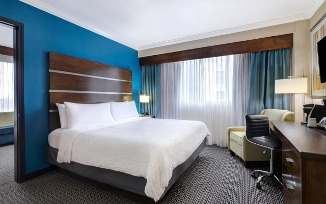 1 Bedroom Double Suite