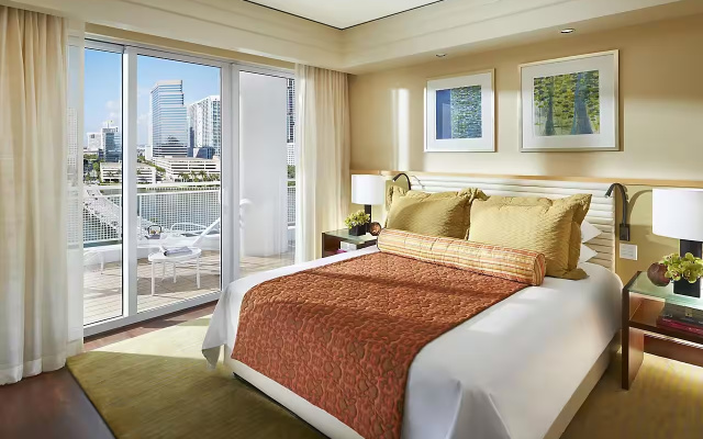 2 Bedrooms Skyline View Suite