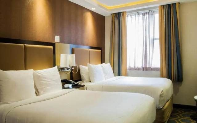 Quadruple room