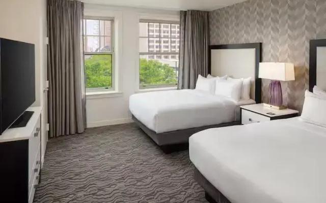 2 room Quadruple Suite