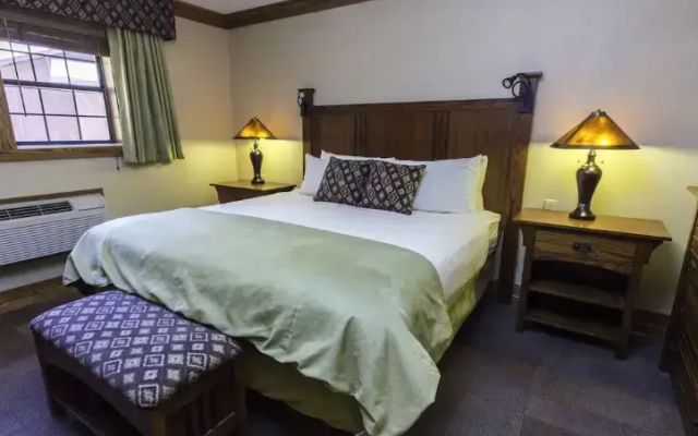 Double Lodge Suite