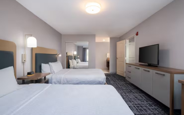 1 Bedroom Quadruple Suite