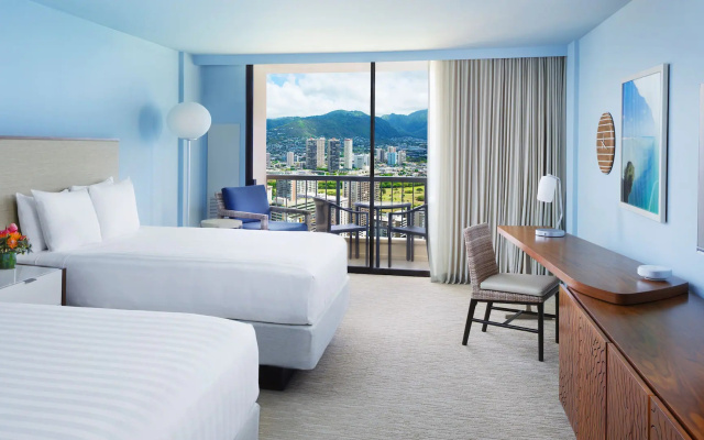High Floor Quadruple room with Waikiki city view