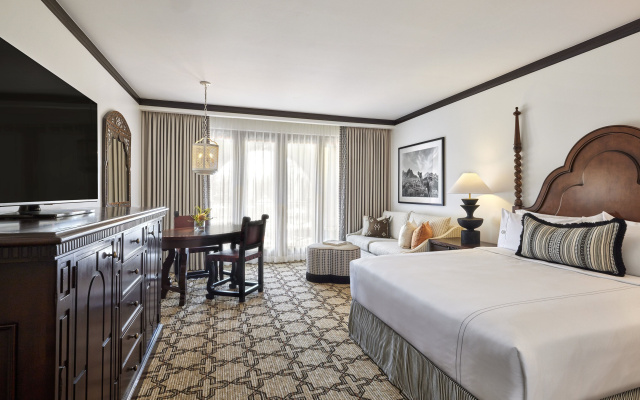 Executive Parlor Hospitality Suite