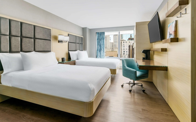 Quadruple room with city view