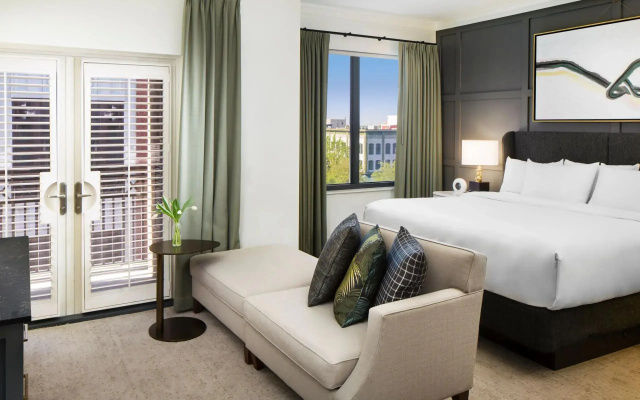 Deluxe Andaz Loft