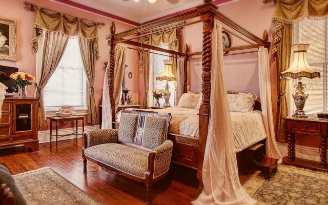 The Lincoln Double room