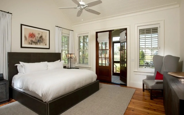 4 Bedrooms Signature Residence with lagoon view