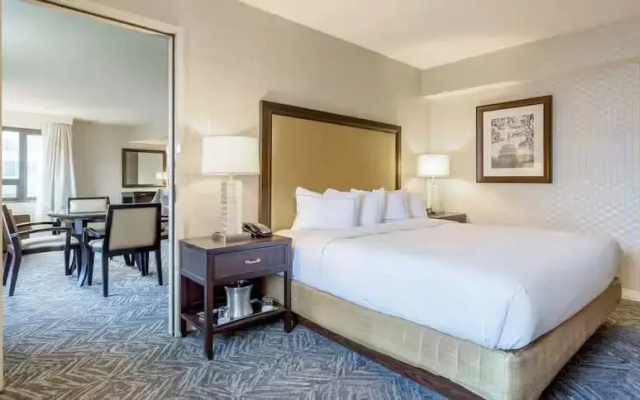 Holiday Suite