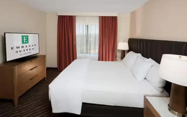 2-room Suite with mountain view