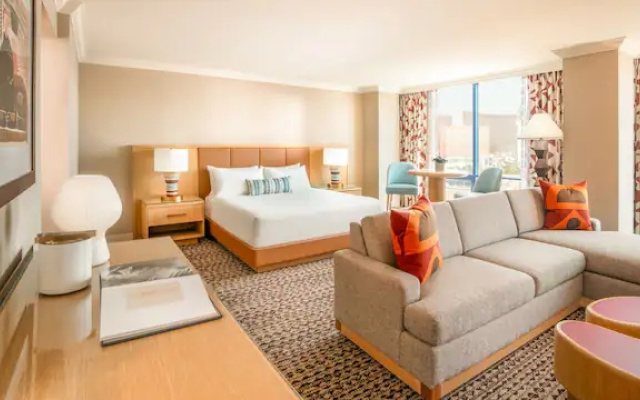 1 Bedroom Remodeled Premier Double Suite