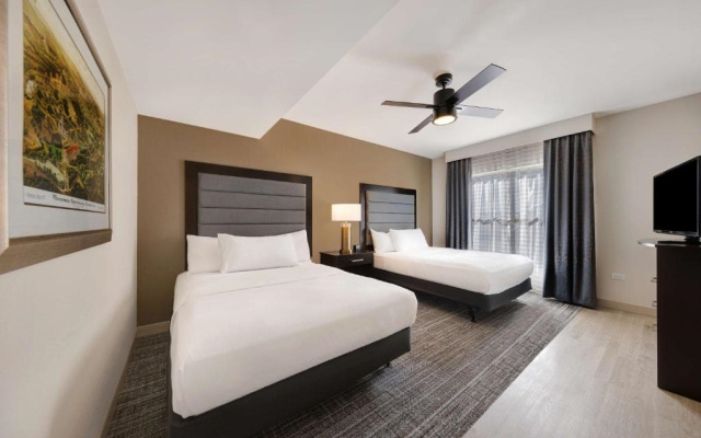 2 Bedrooms Accessible Suite
