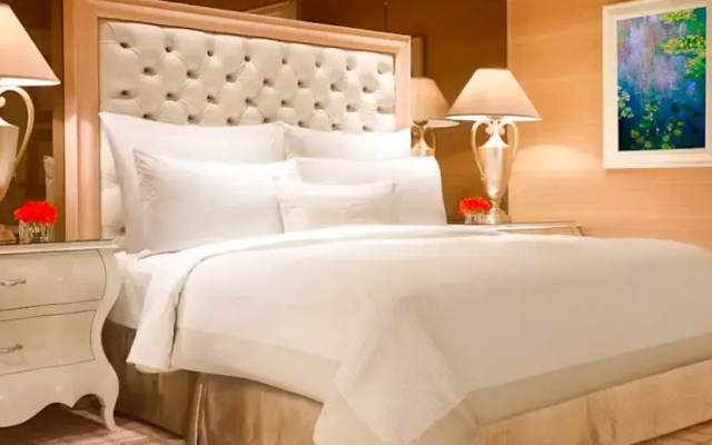Salon Wynn Double Tower Suite