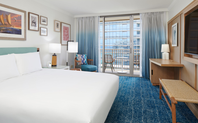 1 Bedroom Double Club Suite with resort view