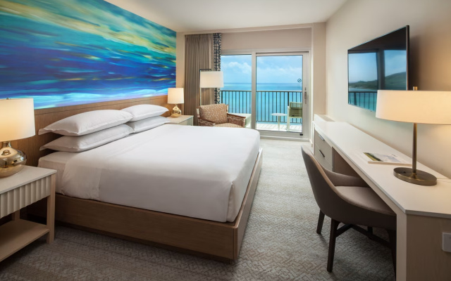 Floors 4-9 room oceanfront