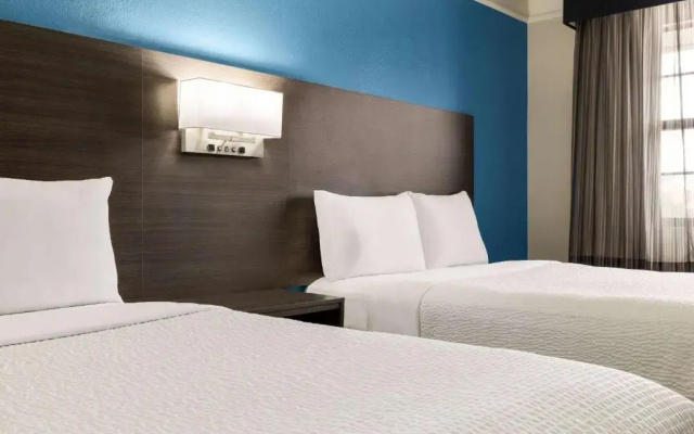 Quadruple room