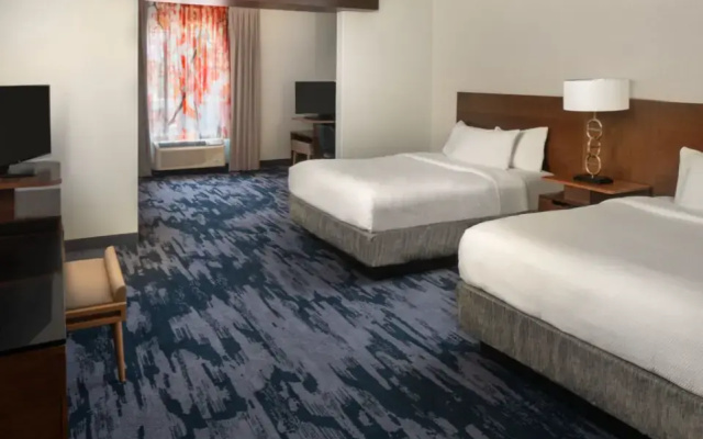 Executive Hearing Accessible Quadruple Suite