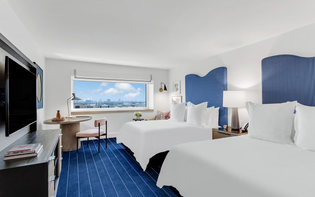 Classic Quadruple room Bay View
