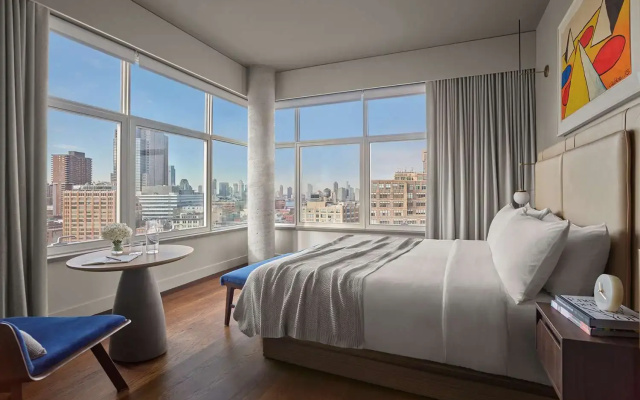 Double Horizon Suite