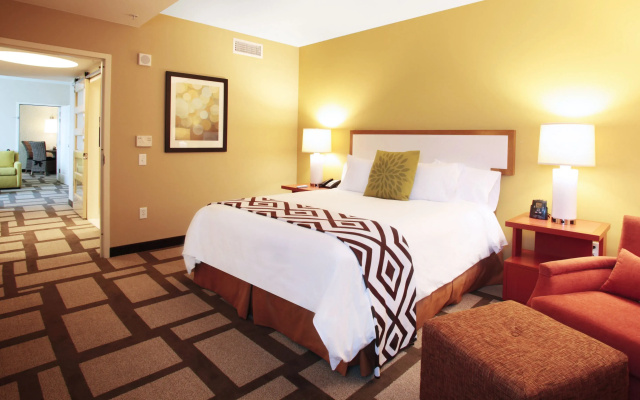 1 Bedroom Mobility Accessible with Tub Double Suite