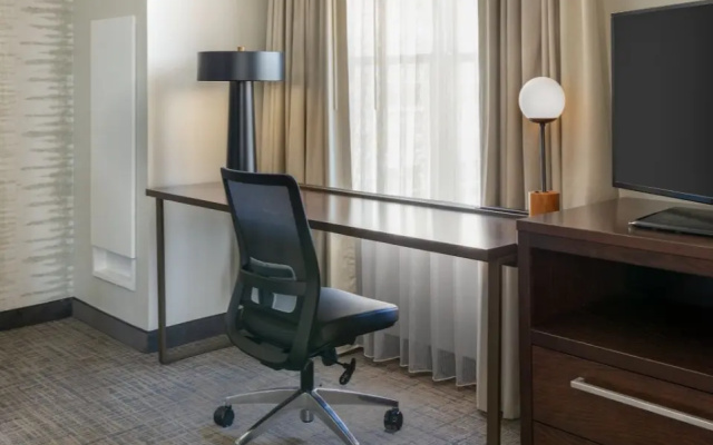 1 Bedroom Corner Double Suite