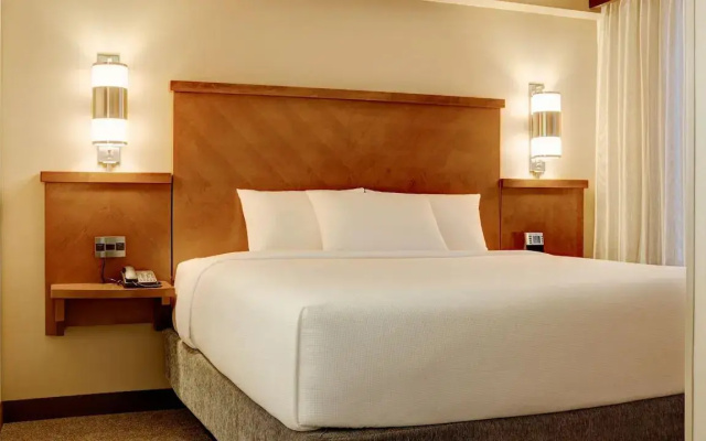 High Floor Double room with sofa bed