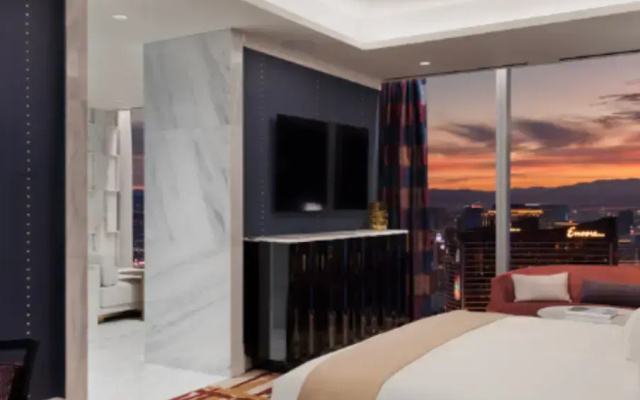 Chateau Fleur de Lis Suite
