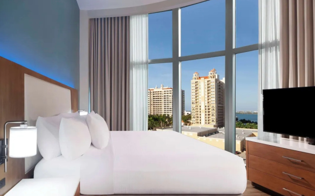 2 Room Corner Hearing Accessible Double Suite Bay View