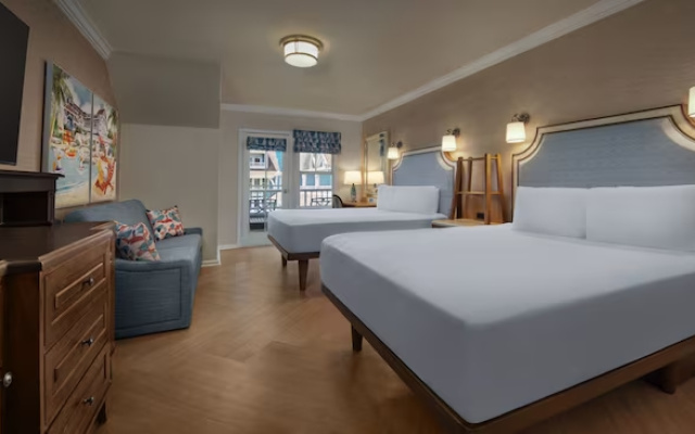 Twin room with resort view